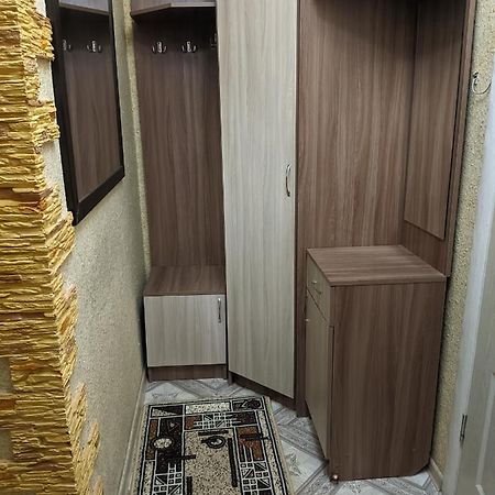 Квартира В Районе Жд Вокзала Shchūchīnsk Exterior foto